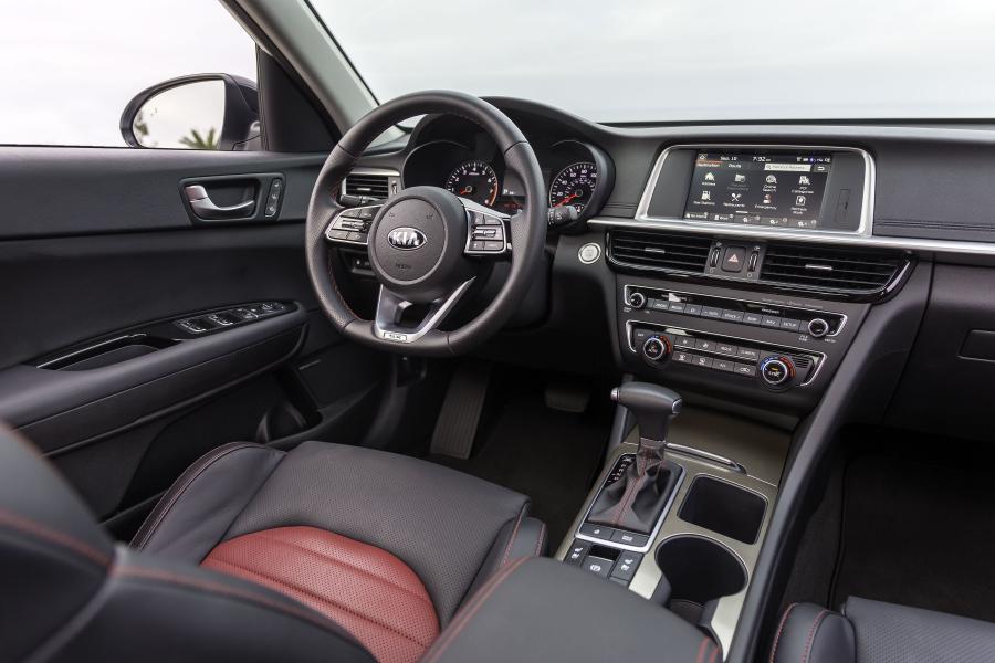 Торпедо Kia Optima SX Turbo (JF) 2018 года  (NA) (фото 21 из 40)